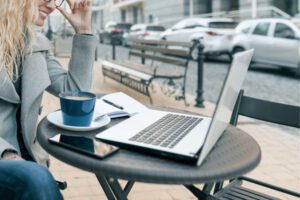 Best Laptops For Outdoor Use