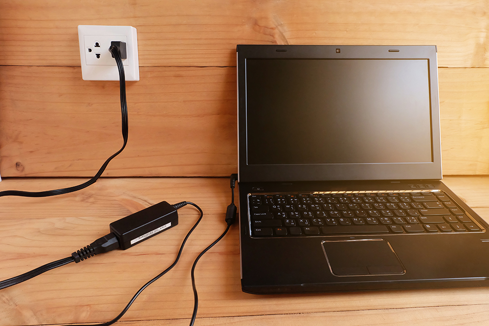 How To Charge Laptop Battery Manually