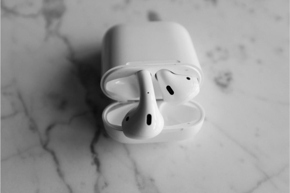 can-you-connect-airpods-to-a-chromebook